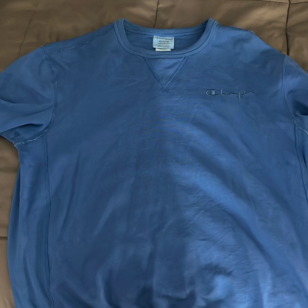 Champion sweatshirt size medium